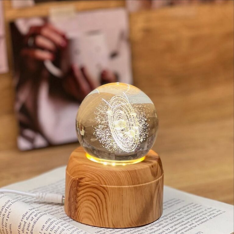 گوی چرخشی کریستالی با پایه طرح چوب طرح منظومه شمسی